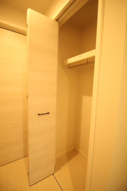 Crest Minori 203 収納