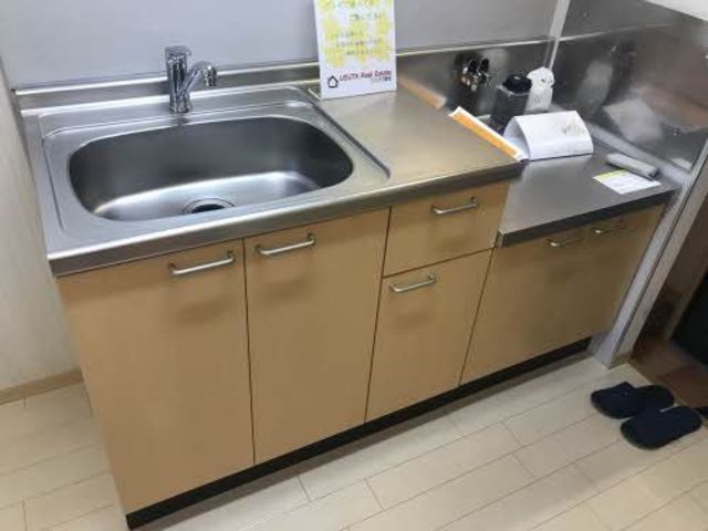 エテルノ　サンライズ　B 102 キッチン