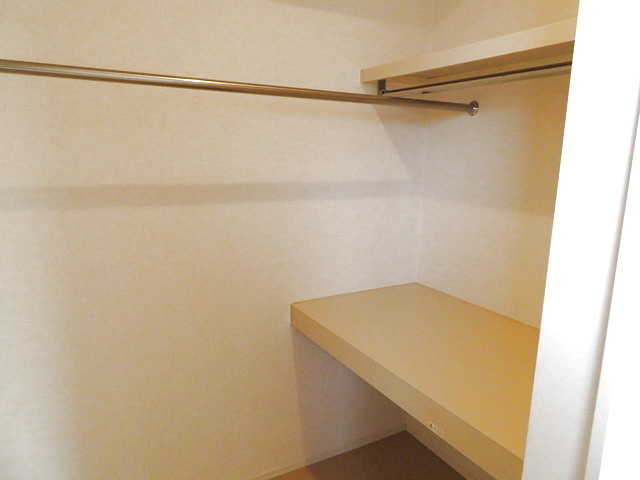 ソレイユ　Ｂ 101 収納