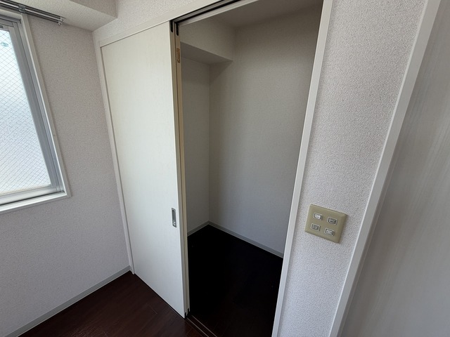 ホポロ古町 803 収納