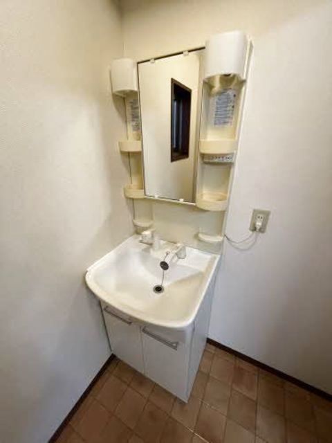 カーサラフィネ　A 201 洗面所