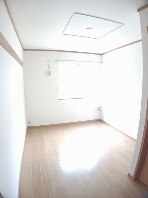 メゾン・イリーデＡ 102 リビング