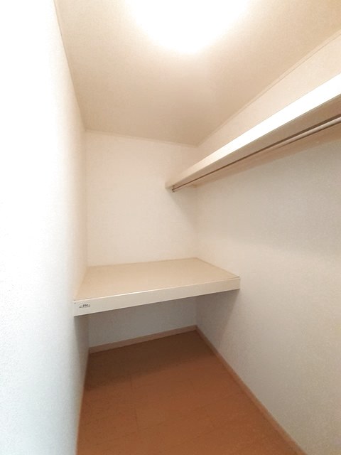 昴 203 収納