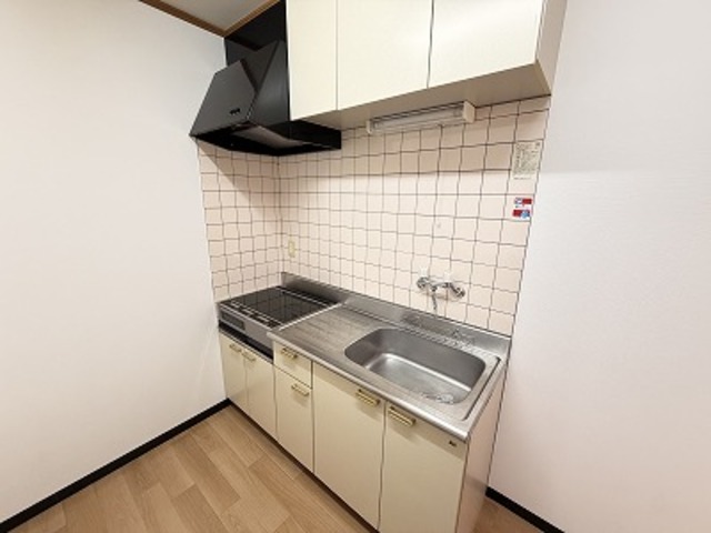 フラワーヒルズ 105 キッチン