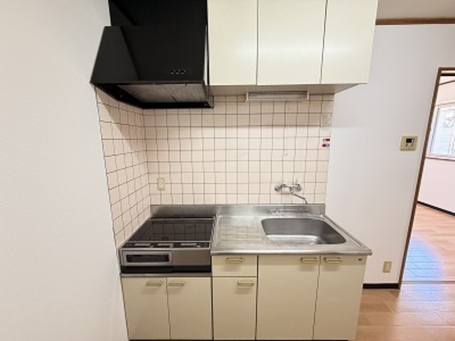 フラワーヒルズ 105 キッチン