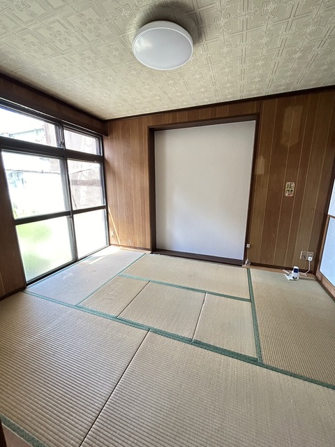 仲町２丁目貸家 0 リビング