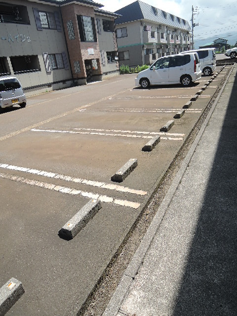 カントリーハイツＢ 205 駐車場