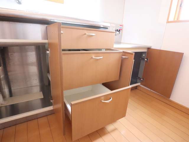 ケンジントンヒルズ 105 収納