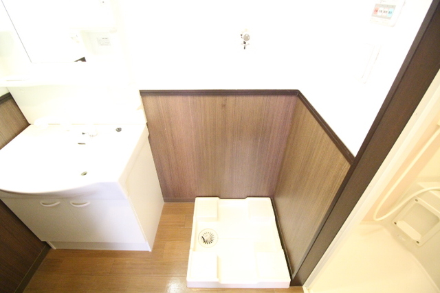 グランリーオ大川前 401 洗面所