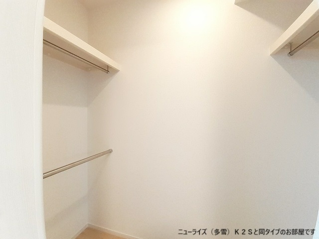 イストワール 102 収納