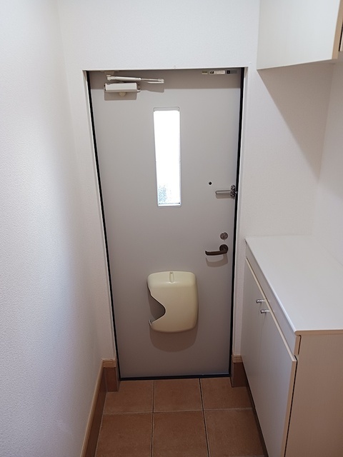 サランチェ 102 玄関