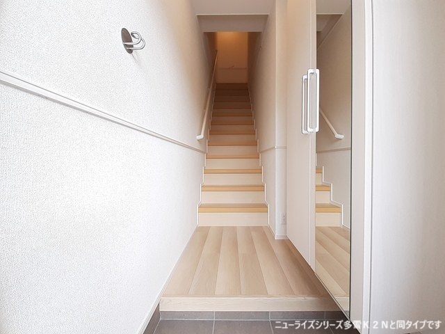 ベル　パトリ　Ｂ 203 玄関