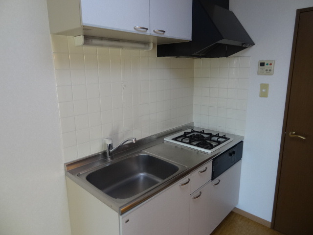 リアライズ西湊町通 703 キッチン
