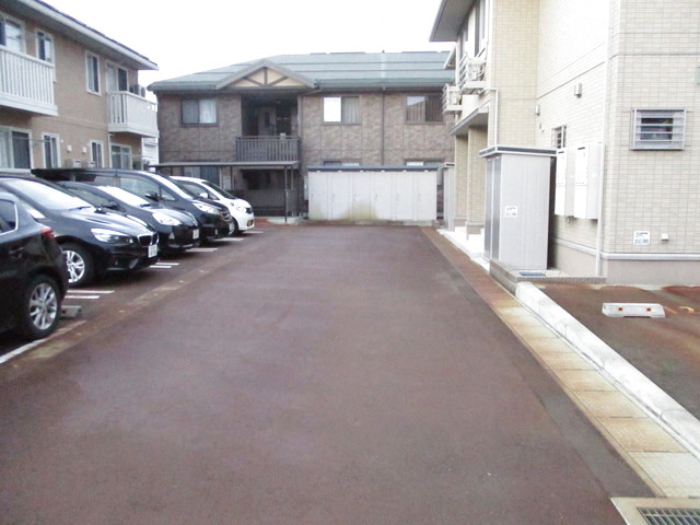 グランジュテ　Ⅱ 102 駐車場