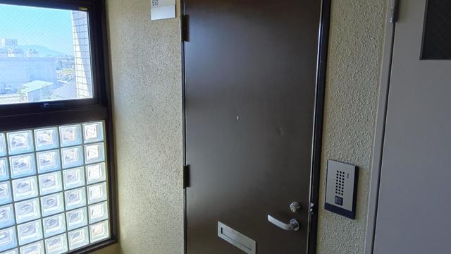 燕三条エクスプレスハイツ 510 玄関