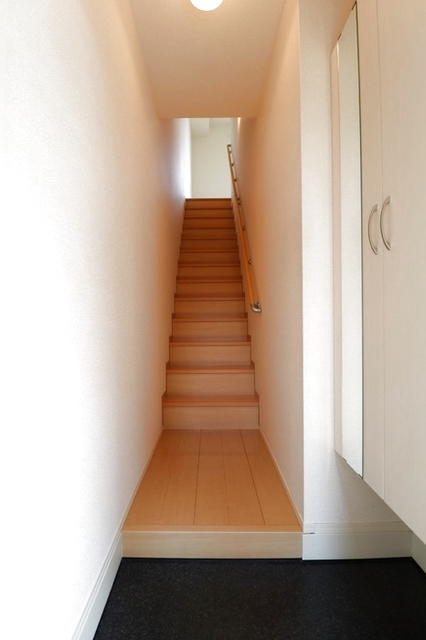 なでしこ 202 玄関