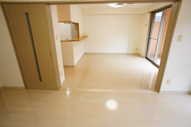 ＲＥＳＩＤＥＮＣＥ　Ｈｉｌｌ　Ｗｅｓｔ裏館 102 リビング