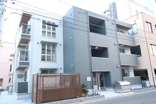 Ｄ‐ＲＯＯＭ笹口 103 外観