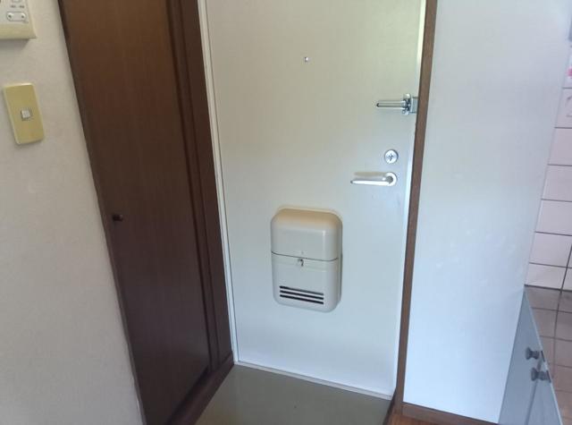 パステルハイツ E 玄関
