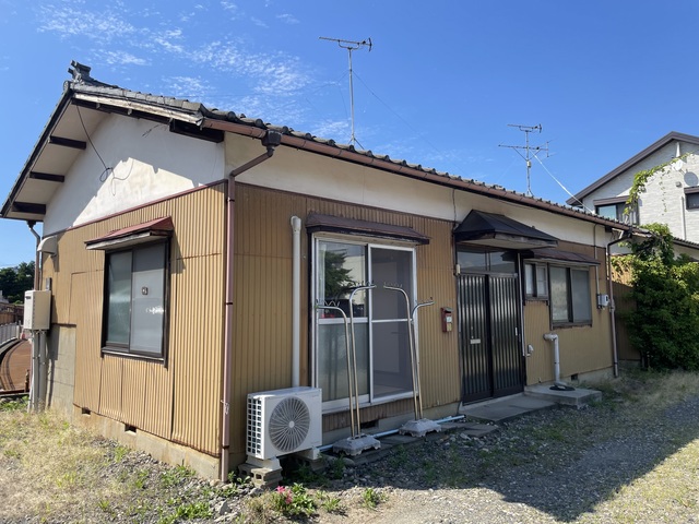 諏訪町貸家