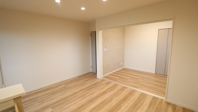 Common北葉町 302 リビング