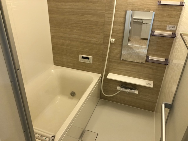 シャワールーム