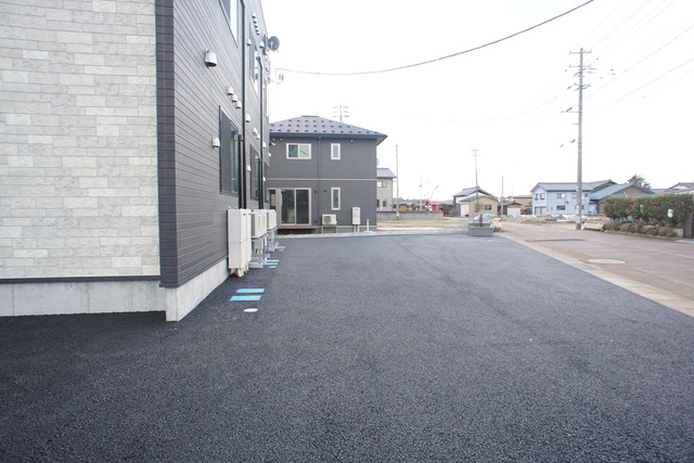 アルチェ吉田 201 駐車場