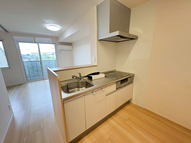 ＢＥＳＴ ＨＯＵＳＥ　Ⅲ 202 キッチン