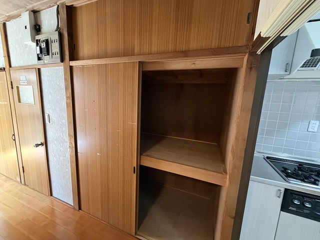 REGA本間町 0 収納