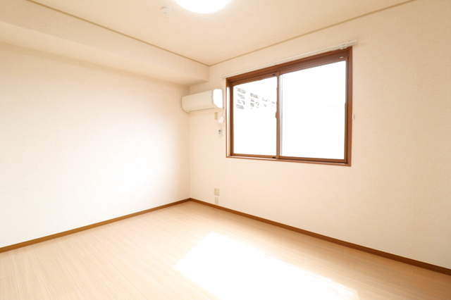 フィルコート新町　参番館 103 リビング