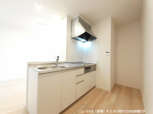 イストワール 103 キッチン