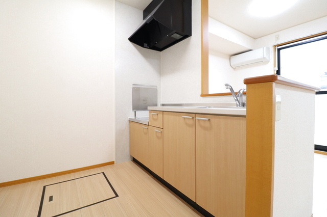 グランシャリオＢ 102 キッチン