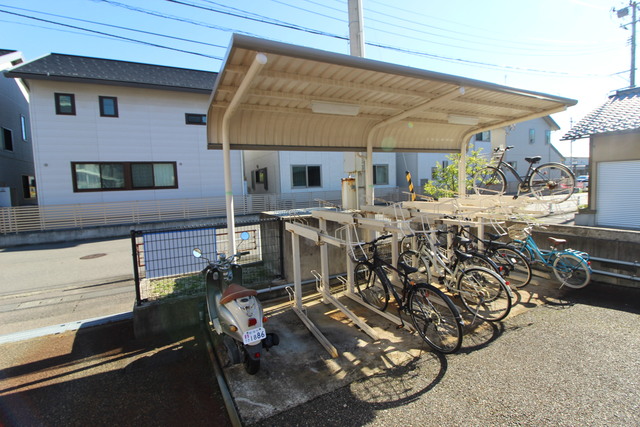 パークハイツ南出来島 301 その他共有部分