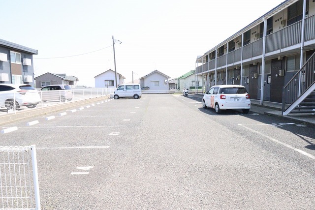 アルプスU 205 駐車場