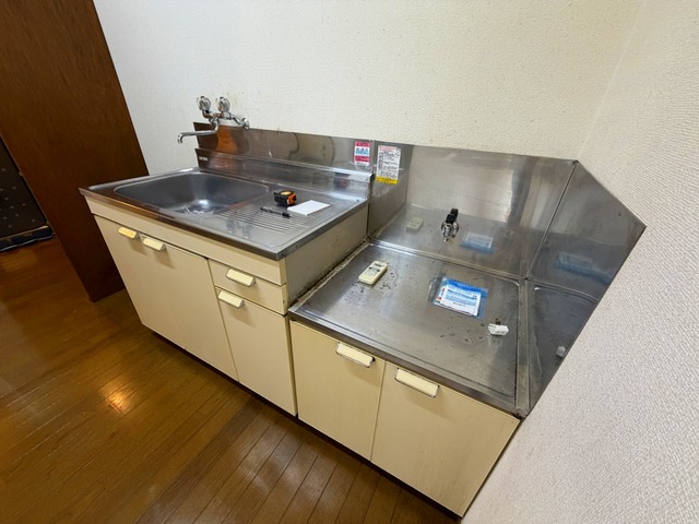 クリスタル大学南 105 キッチン