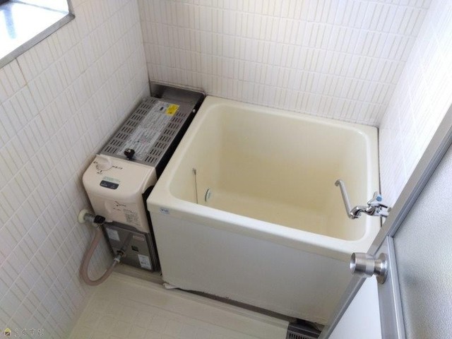 コティ 203 浴室