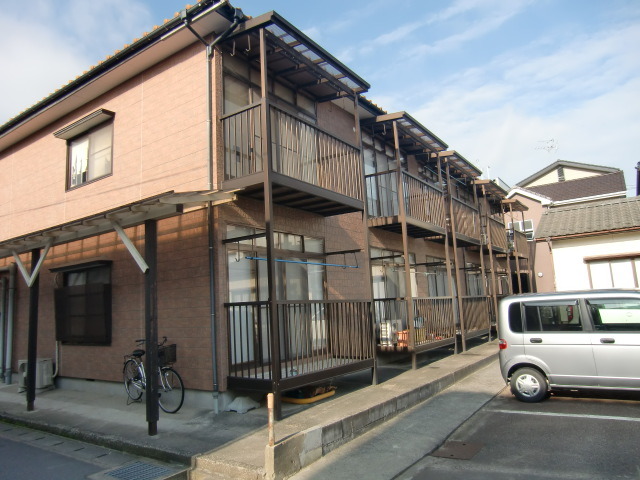 ハイライフ鳥屋野 205 外観