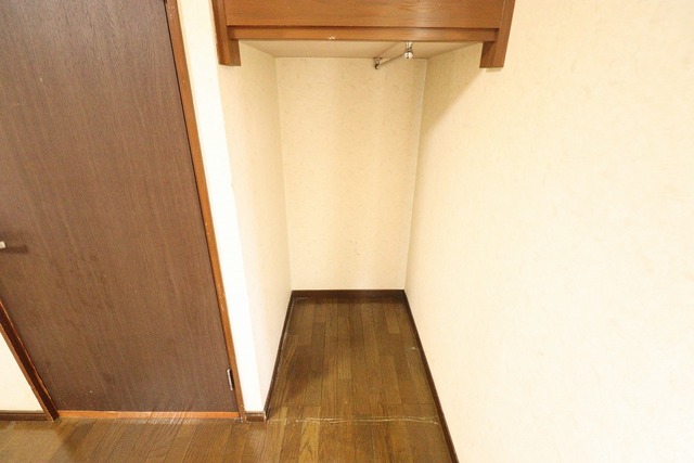 オートモービル 1 収納