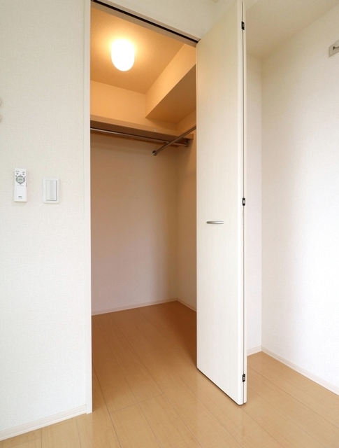 グランディール笹崎 202 収納