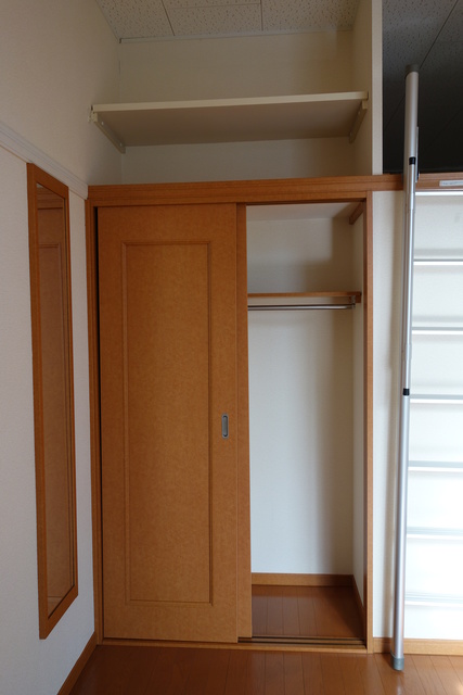 レオパレスサニーコート 101 収納