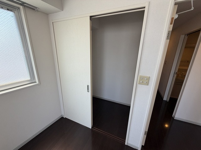 ホポロ古町 703 収納