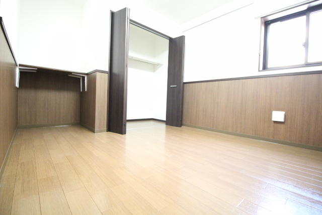 グランリーオ大川前 401 リビング