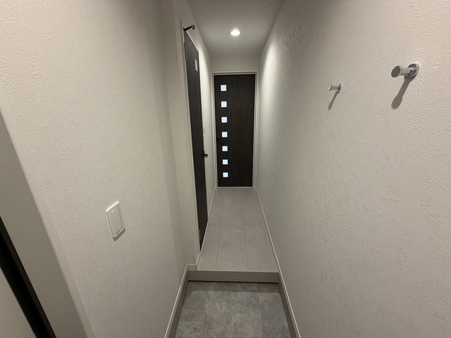 ラフィネ東大畑通 302 玄関