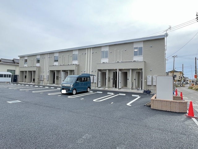 カヴァロ 102 外観
