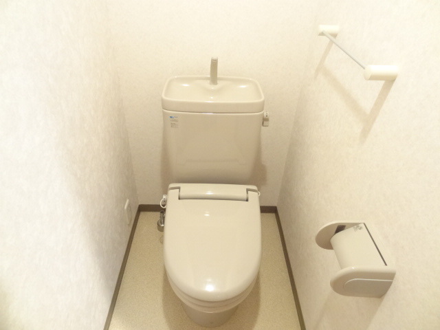 BUENA川端町４丁目弐番館 102 トイレ