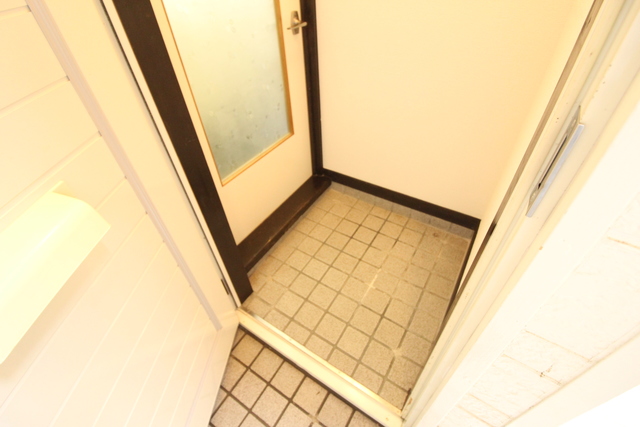 ベルトピア新潟１１ 101 玄関