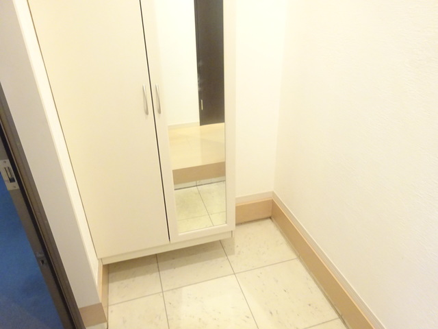 シャンドラ 102 玄関