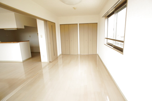 ＲＥＳＩＤＥＮＣＥ　Ｈｉｌｌ　Ｗｅｓｔ裏館 401 リビング