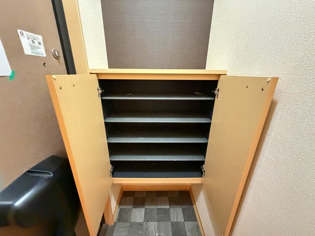 マウルール　Ｃ 102 収納