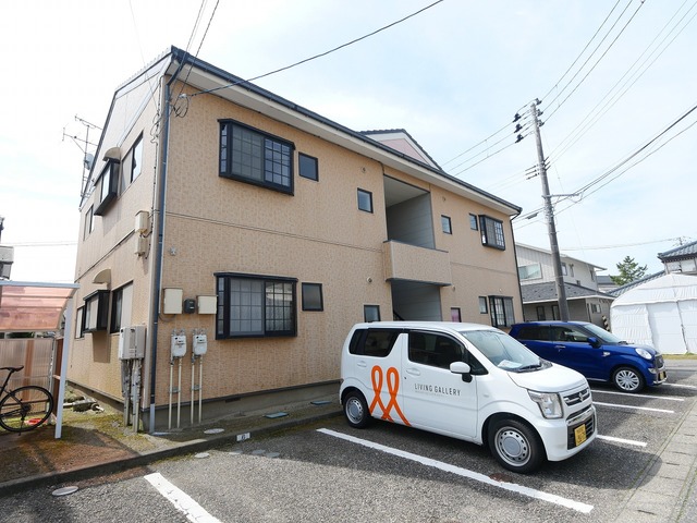 ルネス坂井A 2-1 外観